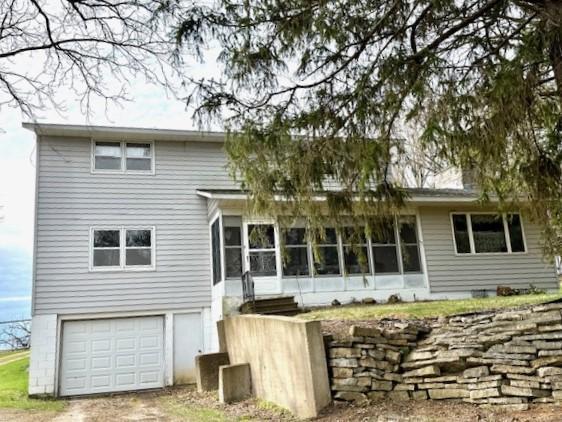 15497 Meiners Rd, Caledonia, MN 55921
