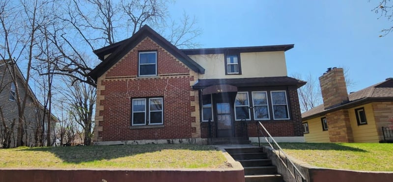 915 Center St, New Ulm, MN 56073