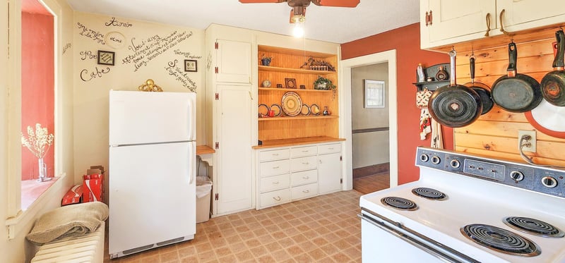 915 Center St, New Ulm, MN 56073