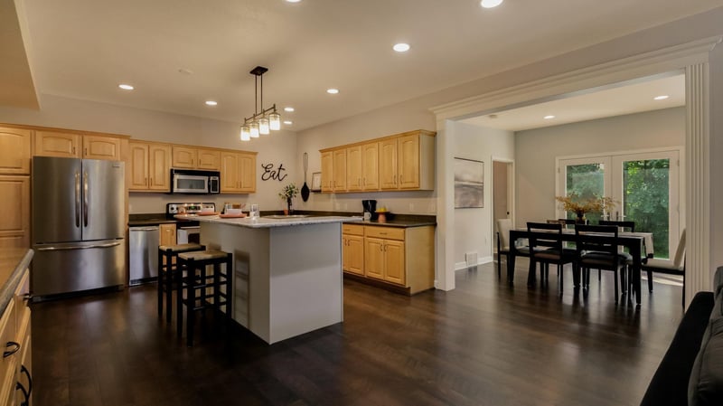 3219 Anric Dr, Eau Claire, WI 54701