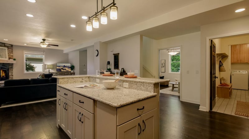 3219 Anric Dr, Eau Claire, WI 54701