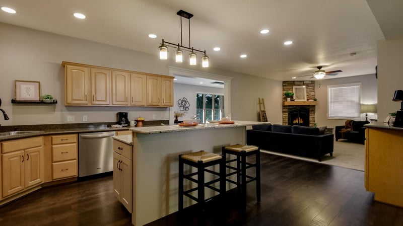 3219 Anric Dr, Eau Claire, WI 54701