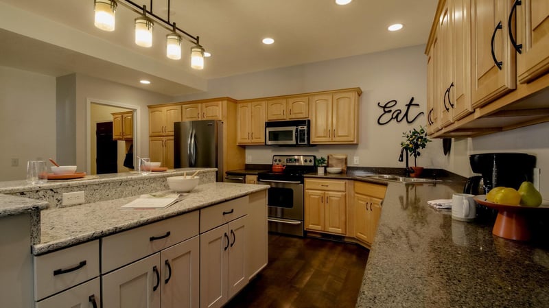 3219 Anric Dr, Eau Claire, WI 54701