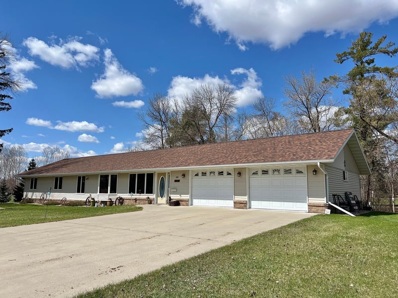 405 Herold Ct S, Twin Valley, MN 56584