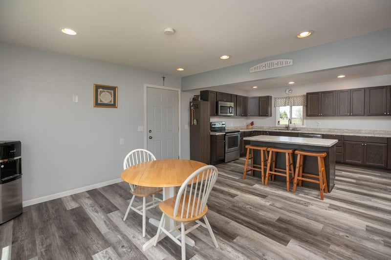 500 E Front St, Claremont, MN 55924