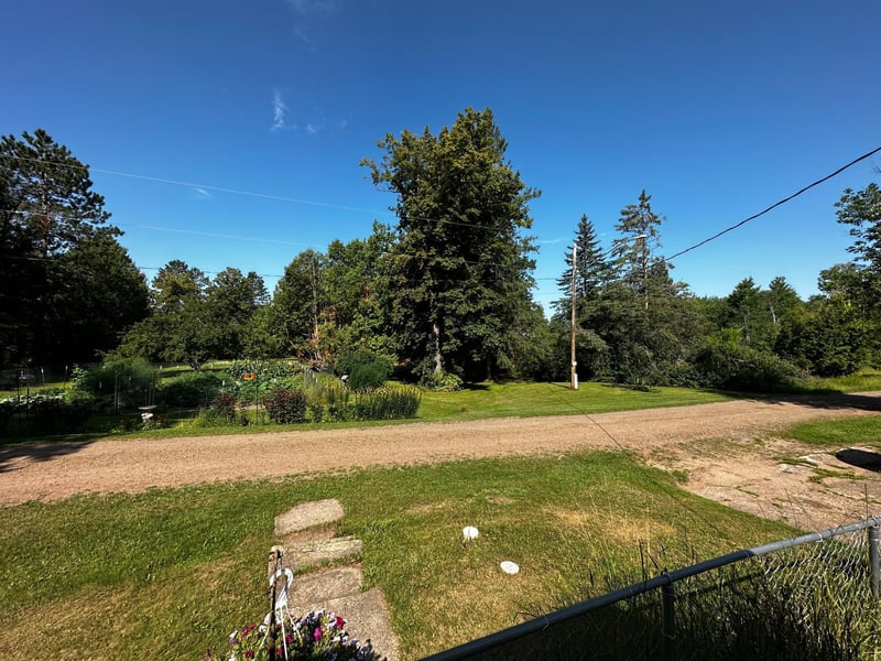 8372 Garden St, Kerrick, MN 55756