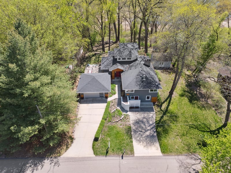 15623 Randall Ln, Minnetonka, MN 55345