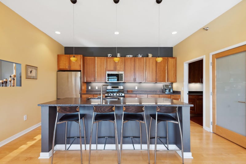 490 Temperance St #403, Saint Paul, MN 55101