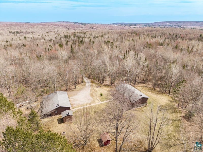 5215 Eagle Lake Rd, Duluth, MN 55803