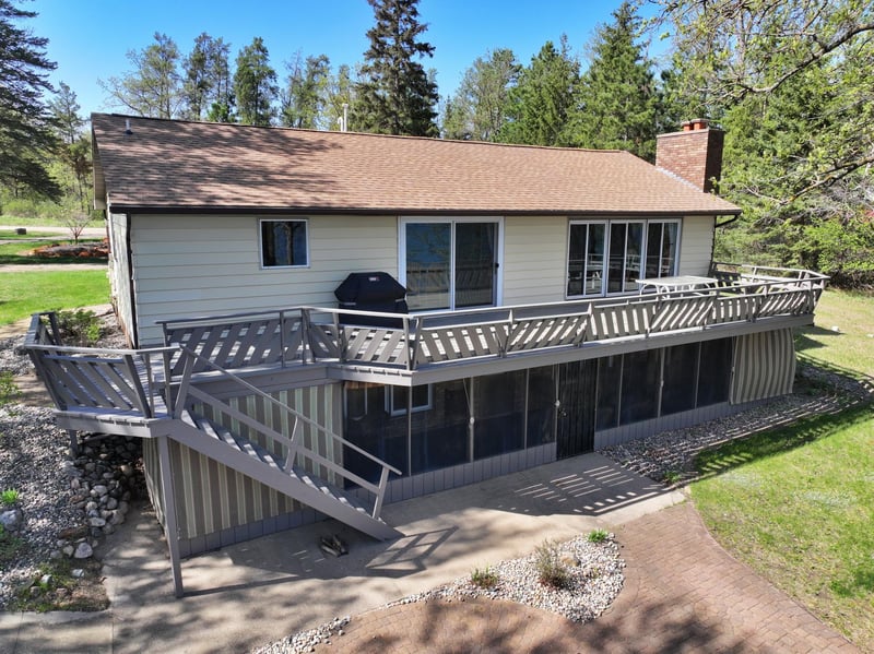 37210 W Stocking Dr, Menahga, MN 56464