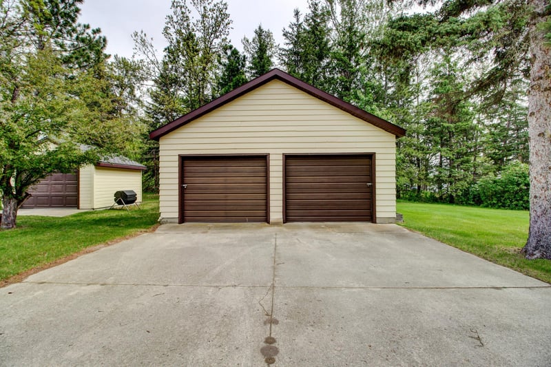 37210 W Stocking Dr, Menahga, MN 56464