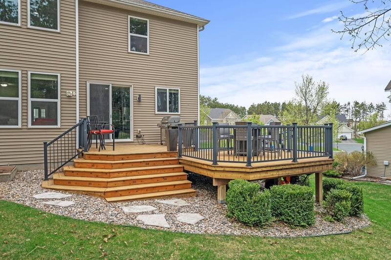 8571 Crismon Way, Inver Grove Heights, MN 55076