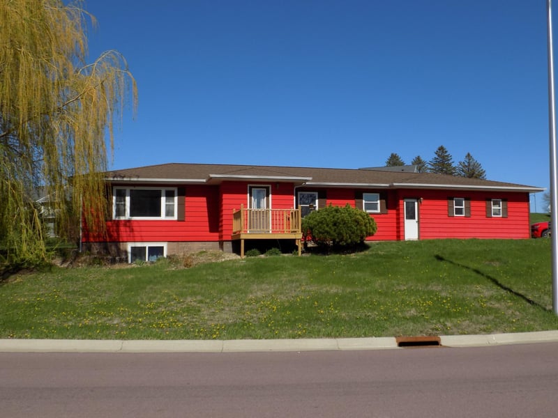 1520 North Hw, Jackson, MN 56143
