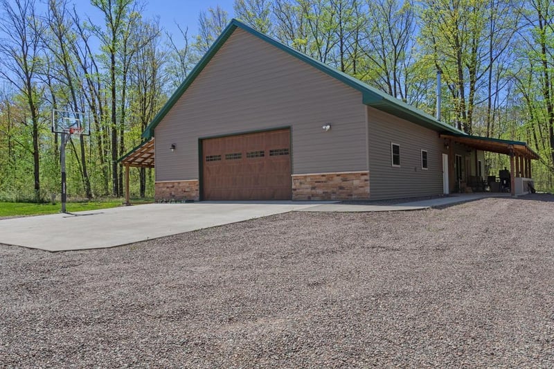 28667 Quarry St, Brook Park, MN 55007