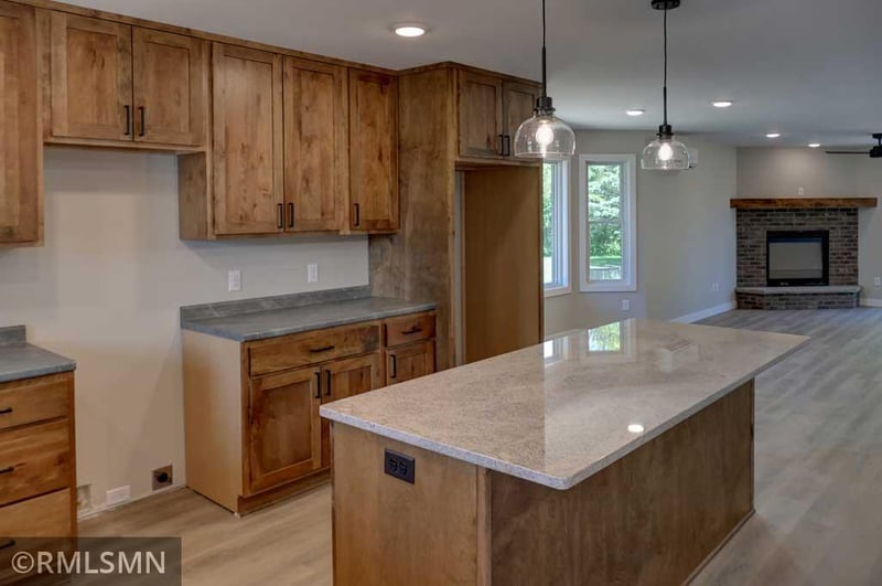 622 Pondhurst Dr, Amery, WI 54001