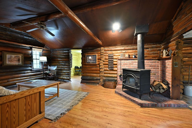 9262 E Park Ave, Solon Springs, WI 54873
