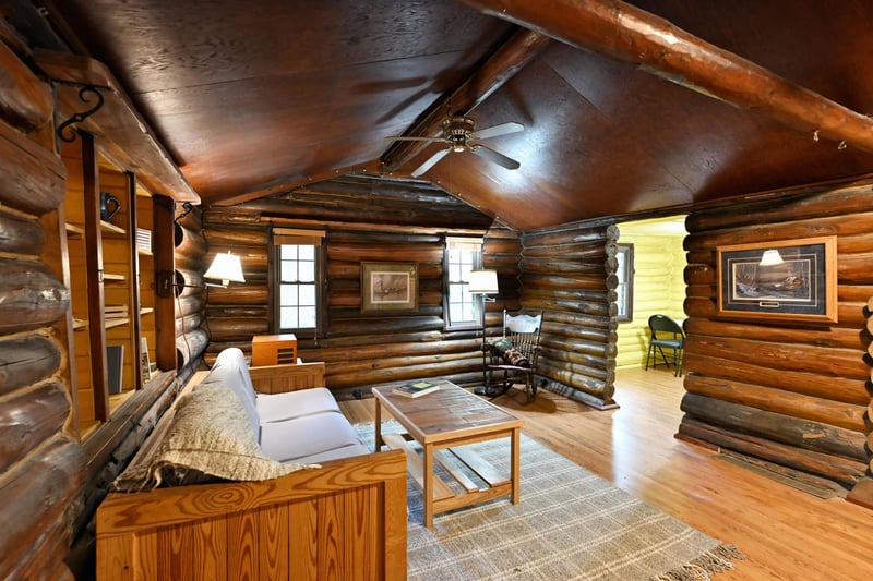 9262 E Park Ave, Solon Springs, WI 54873
