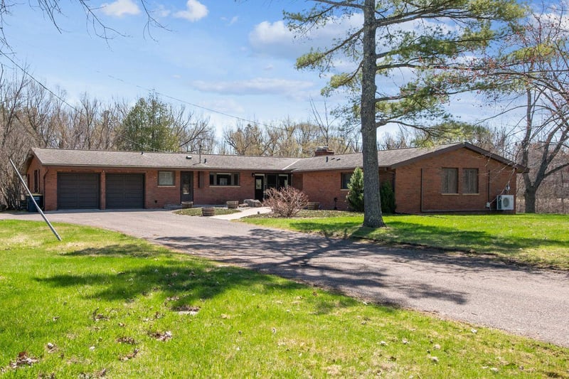 1300 Ellis Ave, Ashland, WI 54806