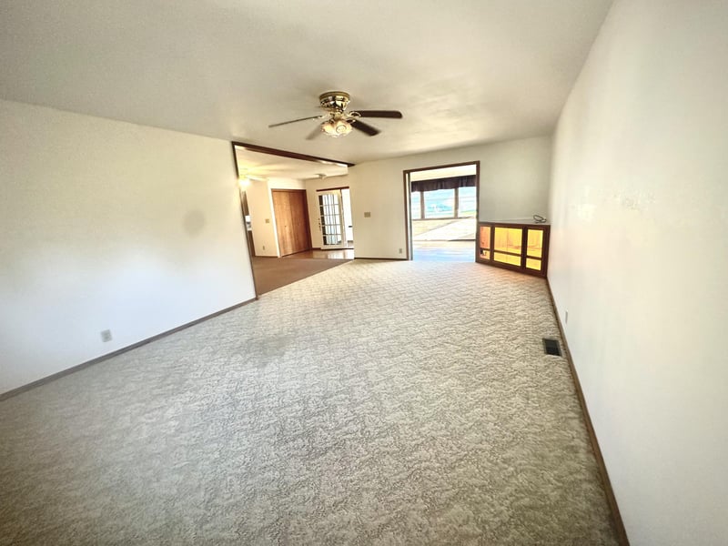 414 3rd St NE, Fulda, MN 56131