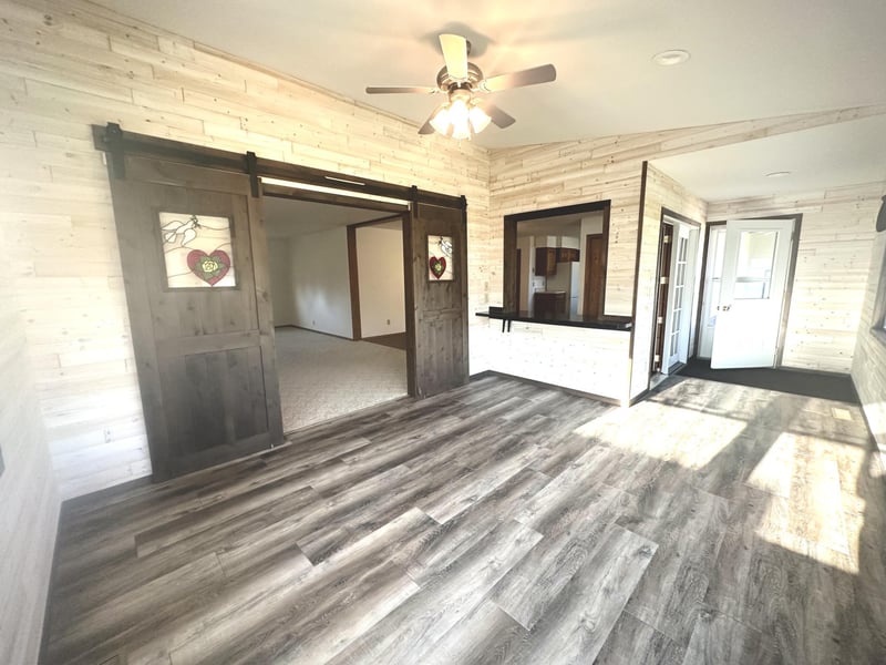 414 3rd St NE, Fulda, MN 56131