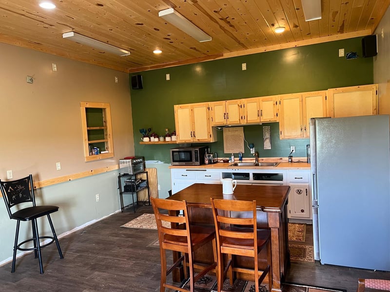 10405 Vista Trl NW, Evansville, MN 56326