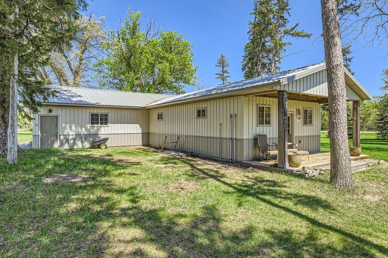 20731 Guarani St NW, Oak Grove, MN 55303
