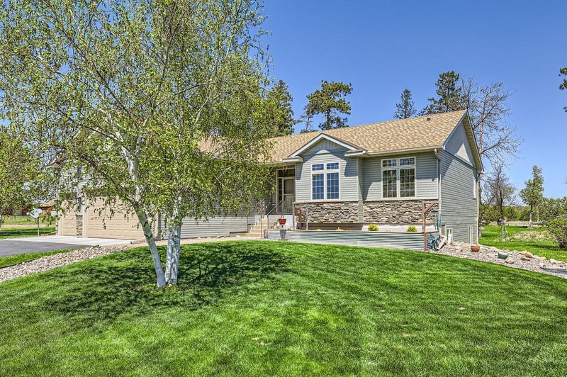 20731 Guarani St NW, Oak Grove, MN 55303