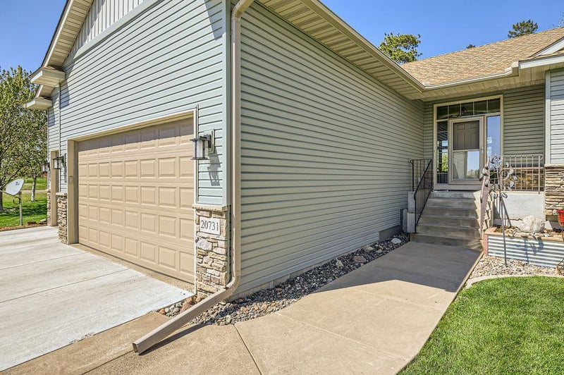20731 Guarani St NW, Oak Grove, MN 55303