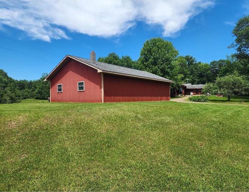 2740 10th St, Barronett, WI 54813