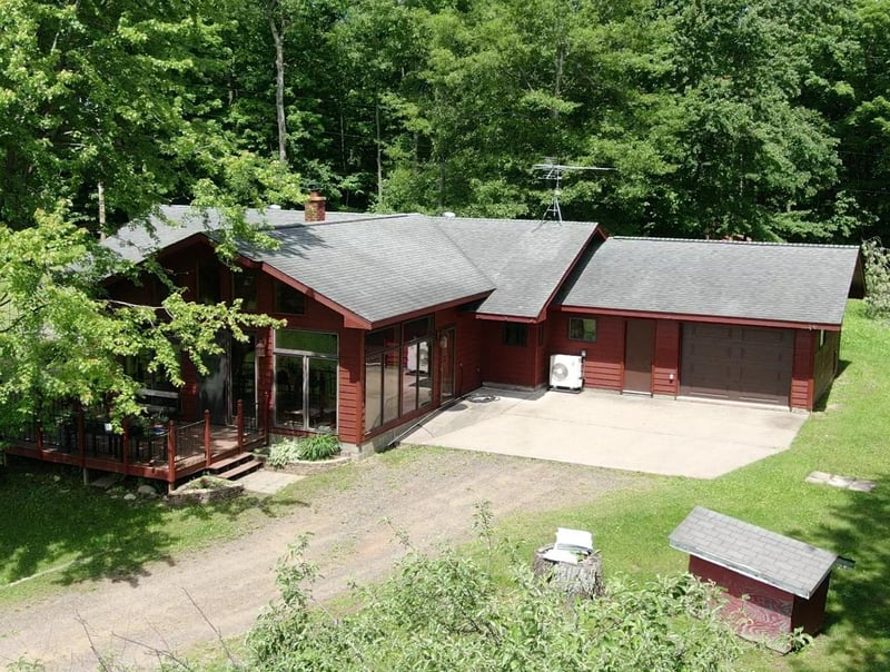 2740 10th St, Barronett, WI 54813