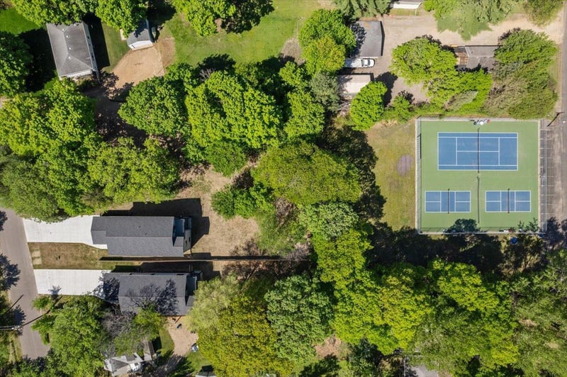 3822 Northern Ave, Spring Park, MN 55384