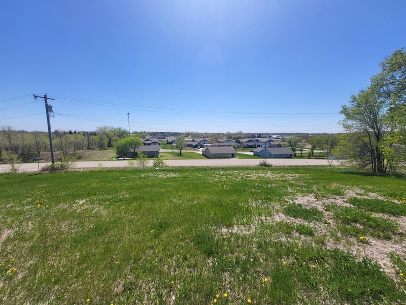 303 E Front St, Battle Lake, MN 56515