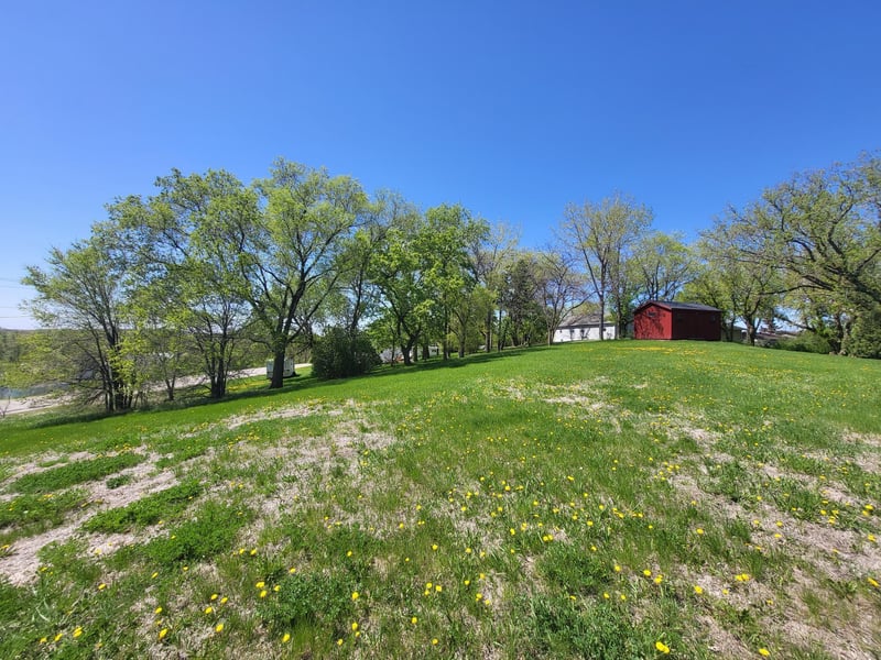 303 E Front St, Battle Lake, MN 56515