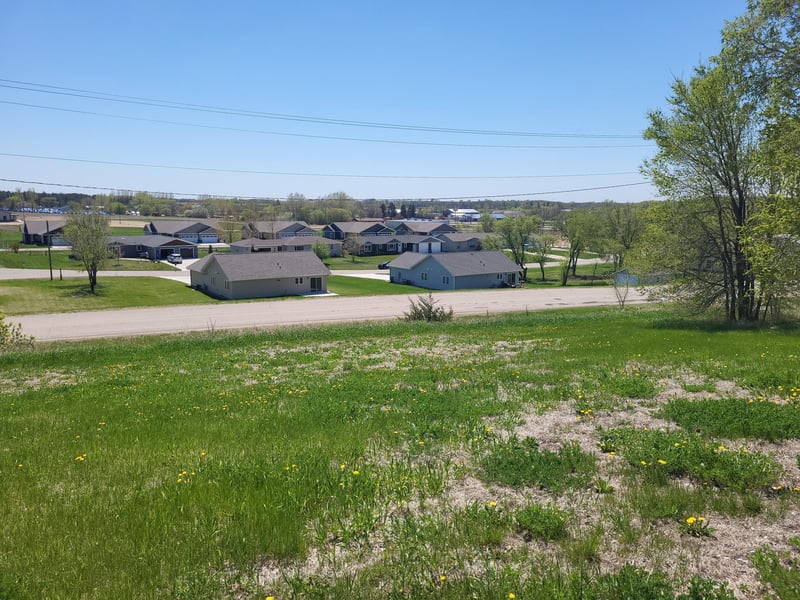 303 E Front St, Battle Lake, MN 56515