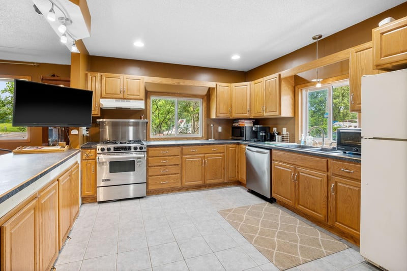 5540 County Road 151, Mound, MN 55364