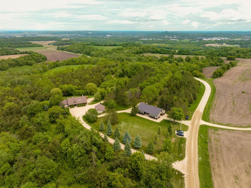 32875 Stanton Trl, Cannon Falls, MN 55009