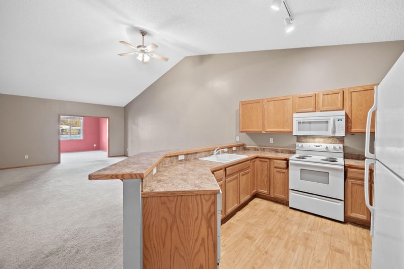 557 Meadow Ln, Norwood Young America, MN 55397