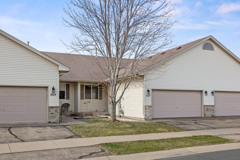 557 Meadow Ln, Norwood Young America, MN 55397