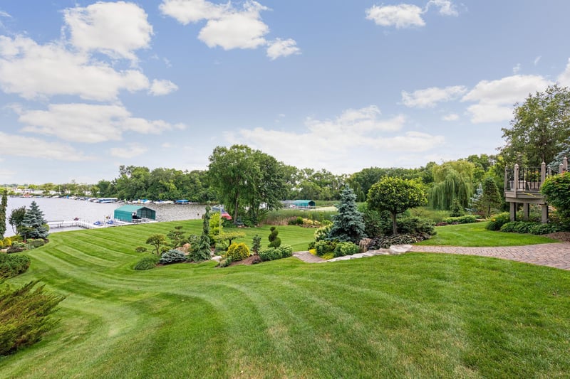 1495 Green Trees Rd, Orono, MN 55391
