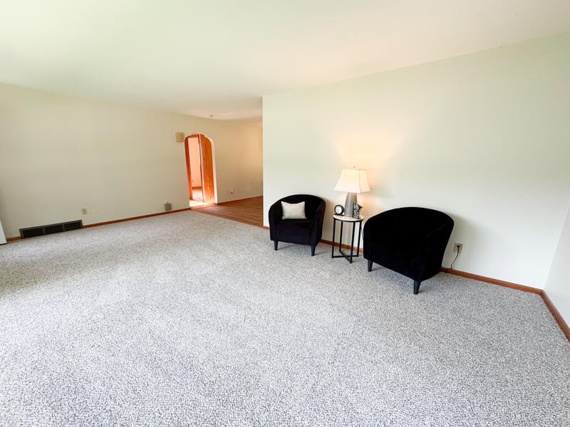 406 4th St NW, Fulda, MN 56131