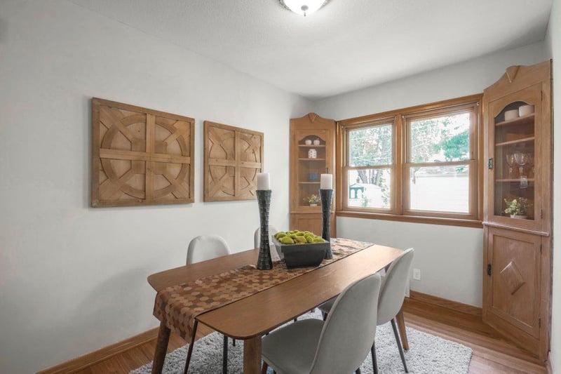 425 Adams Ave, Edina, MN 55343