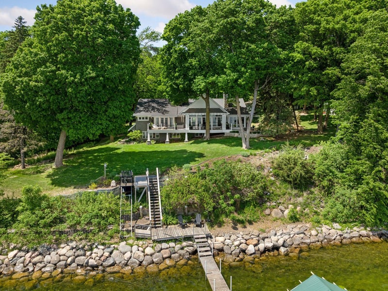 5890 Hardscrabble Cir, Mound, MN 55364