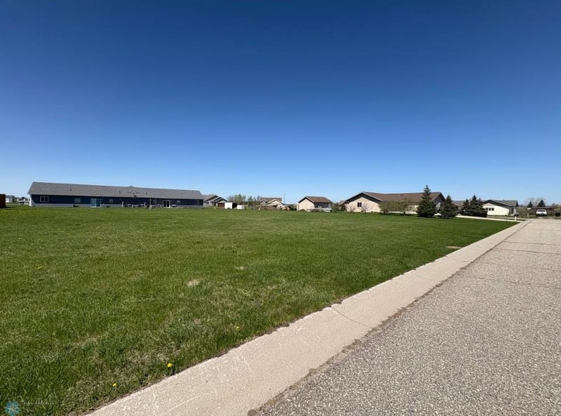 705 10th St, Frazee, MN 56544