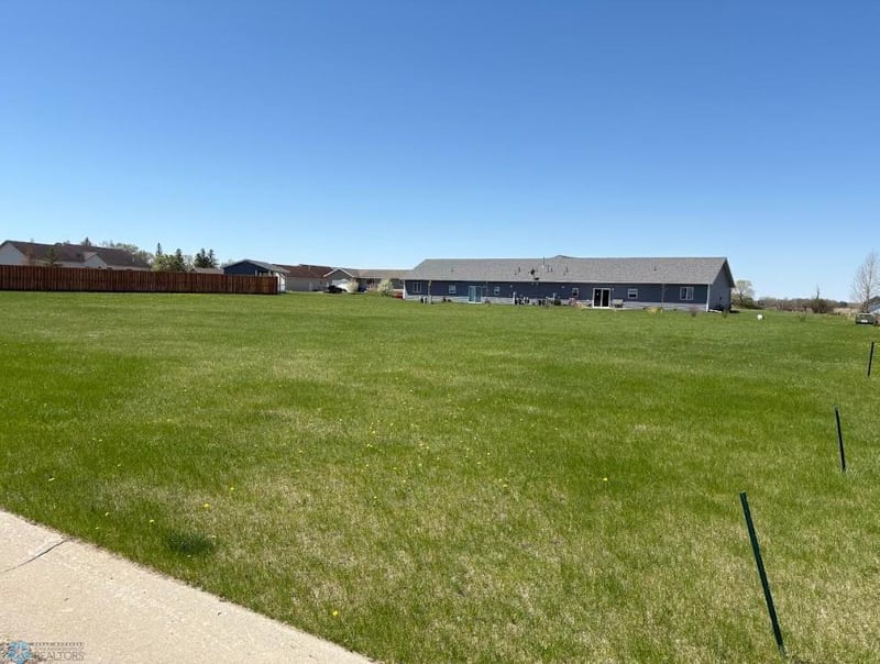 705 10th St, Frazee, MN 56544
