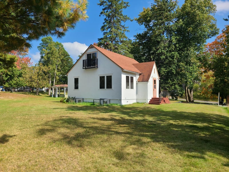 103 SW 4th St, Grand Rapids, MN 55744