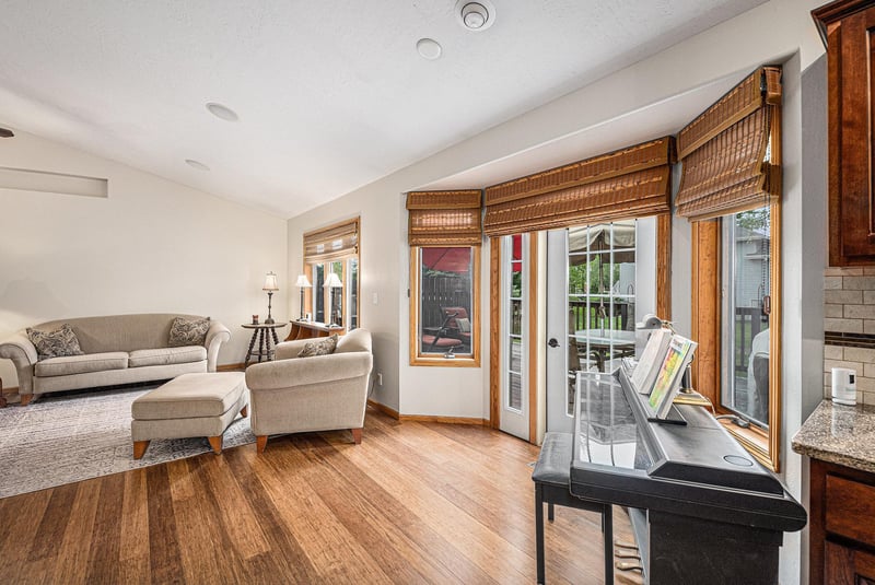 711 Britz Dr, Luverne, MN 56156