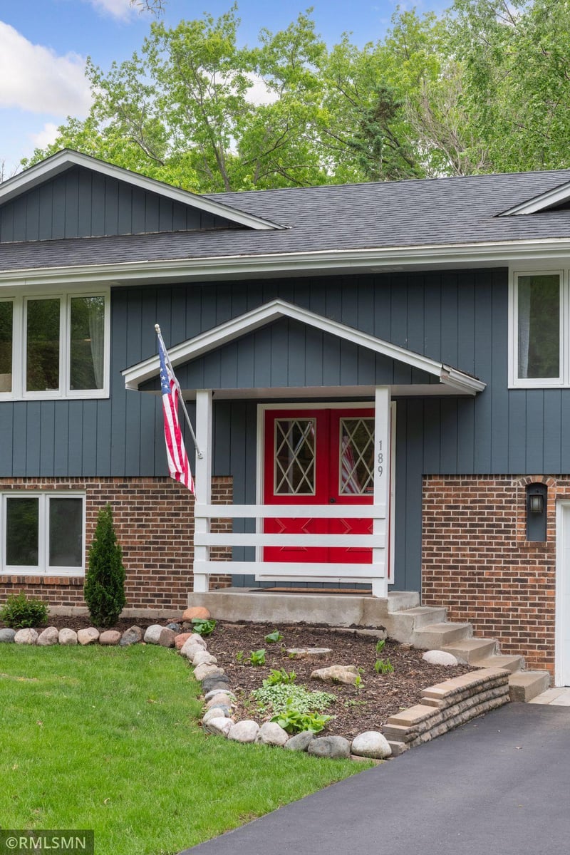 189 Glenmoor Ln, Long Lake, MN 55356