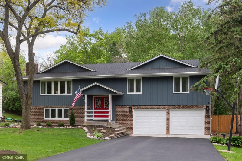 189 Glenmoor Ln, Long Lake, MN 55356