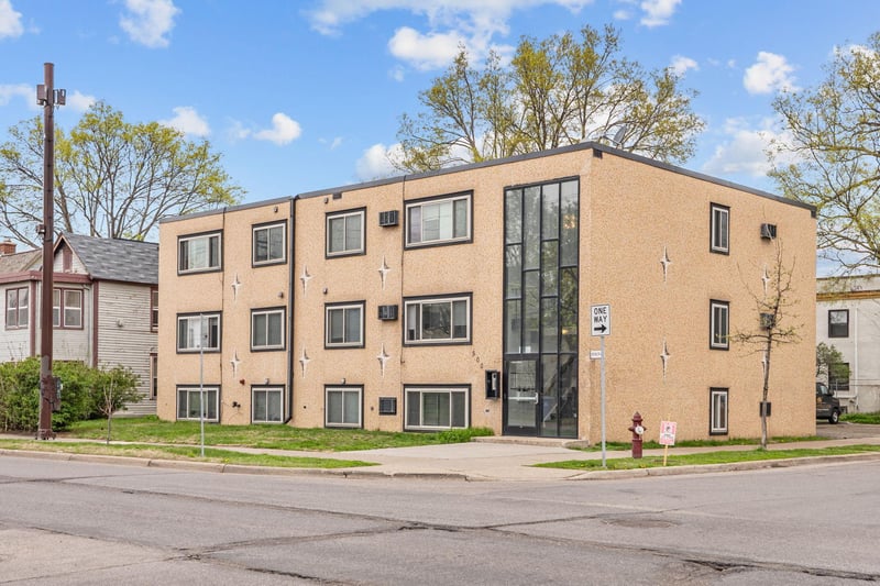 500 W 28th St, Minneapolis, MN 55408