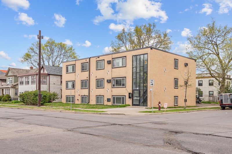 500 W 28th St, Minneapolis, MN 55408